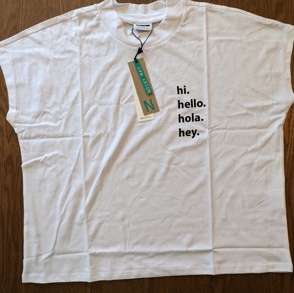 Hello Slogan High Neck T-shirt - Picture 2 of 9